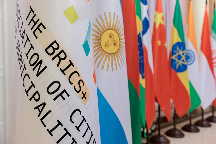    Чем ближе начало октябрьского саммита БРИКС, тем больше появляется подробностей о том, как мировое событие скорректирует обычную жизнь жителей и гостей Казани.   
Фото: «БИЗНЕС Online»