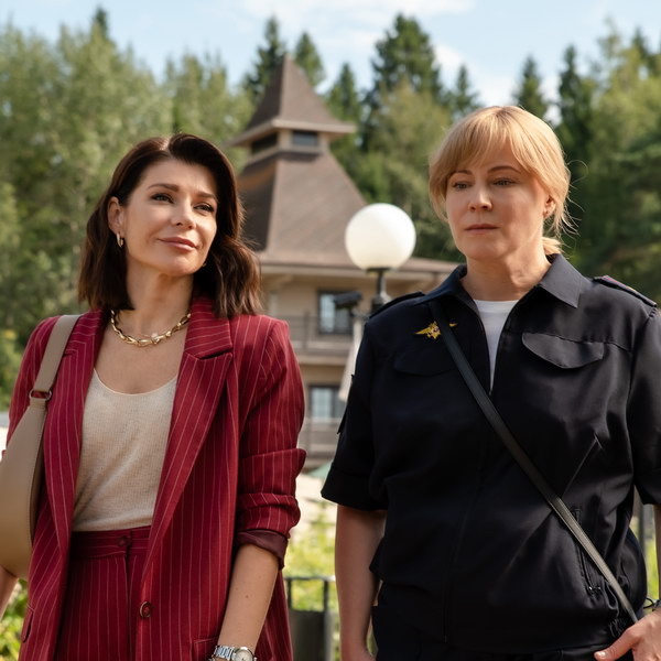     Мария Куликова сыграет серьезного персонажа с пистолетом в сериале «Однажды в Залесье»