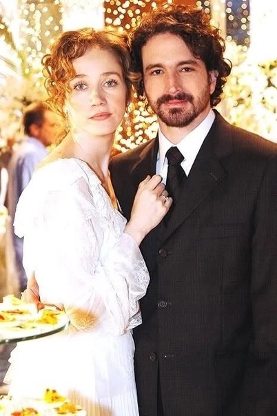 Мэй и Эдди. Их не официальная свадьба. Фото с интернета. 