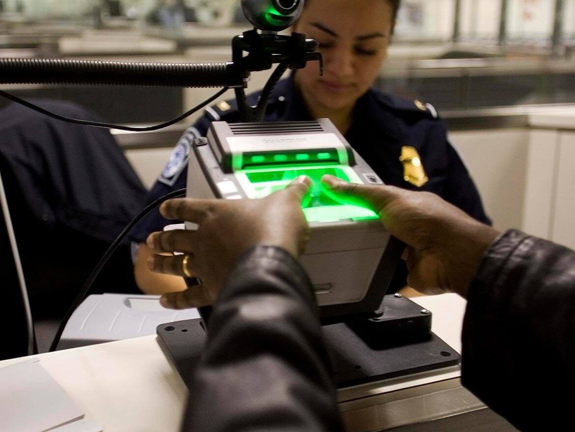 Источник https://argumenti.ru/pub/photo2/7W3V6Yo6PGFHLmp0R0dKBm2B0.jpg