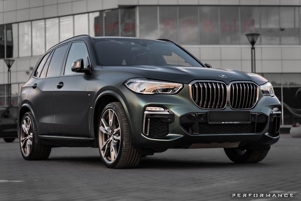 Оклейка авто Bmw x5