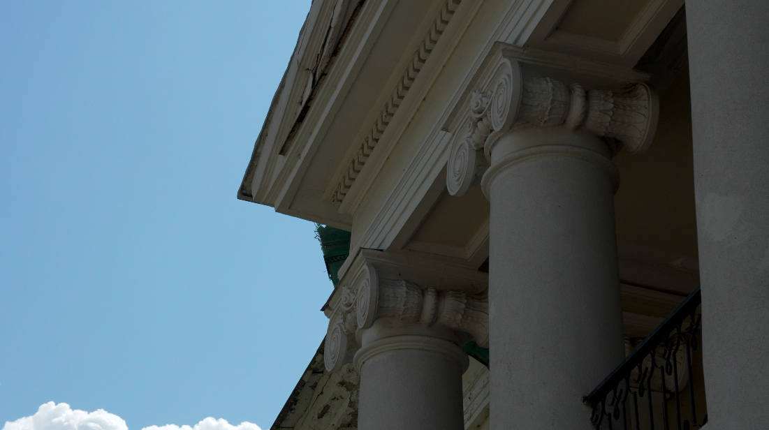 Спасибо прошлым и нынешним владельцам 
