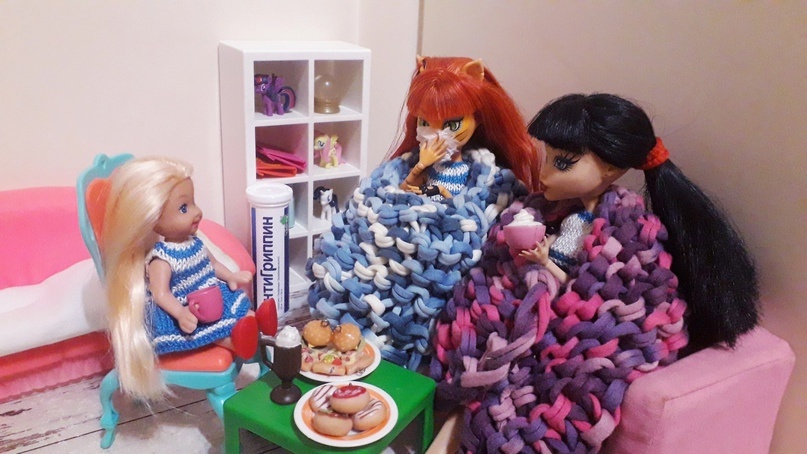 Даже если нет температуры, слабость и насморк надо лечить.