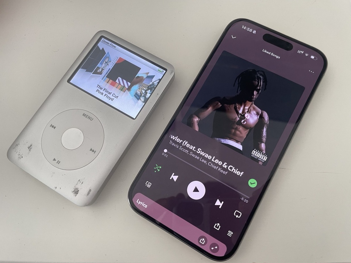 iPod или iPhone? Думаю, для большинства выбор очевиден.