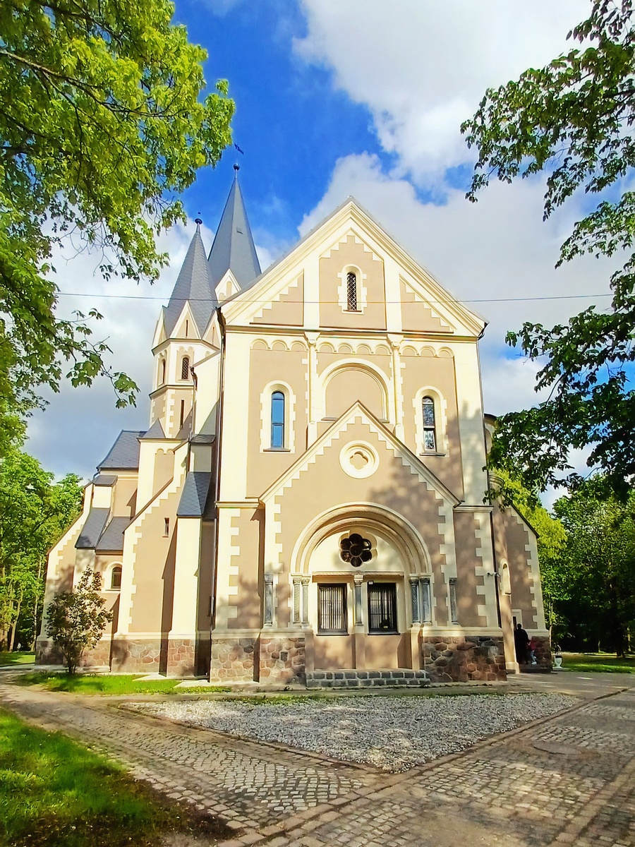 Фото автора. Кирха после реставрации. 2024 год