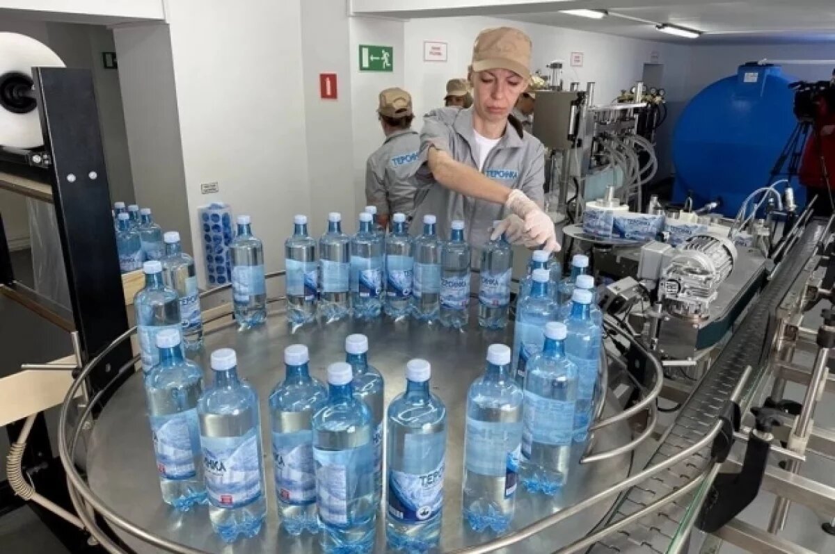    Пока в цеху только разливают воду, но не готовы принимать людей на оздоровление.