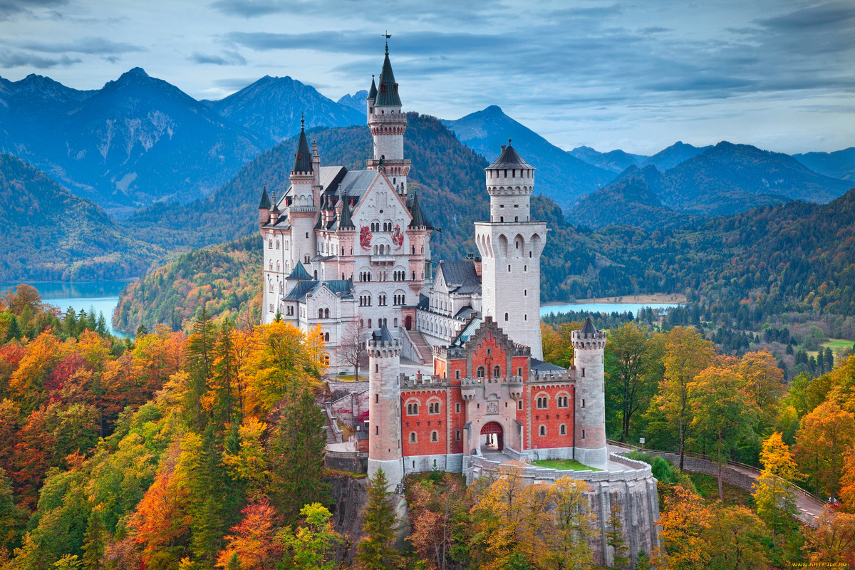 Замок Нойшванштайн (Neuschwanstein), Германия