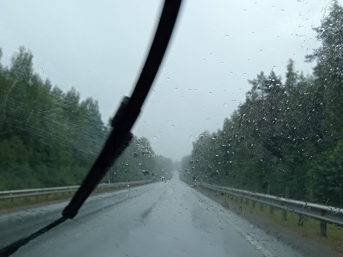 Тропический ливень. Фото не передает силу дождя