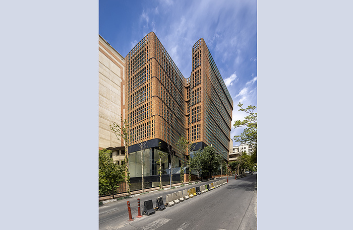     Офисное здание Hitra в Тегеране, Иран.    
 Фото: Hooba Design Group