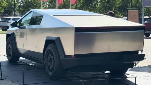 Tesla Cybertruck 2024 - машина которую мы рисовали в детстве!