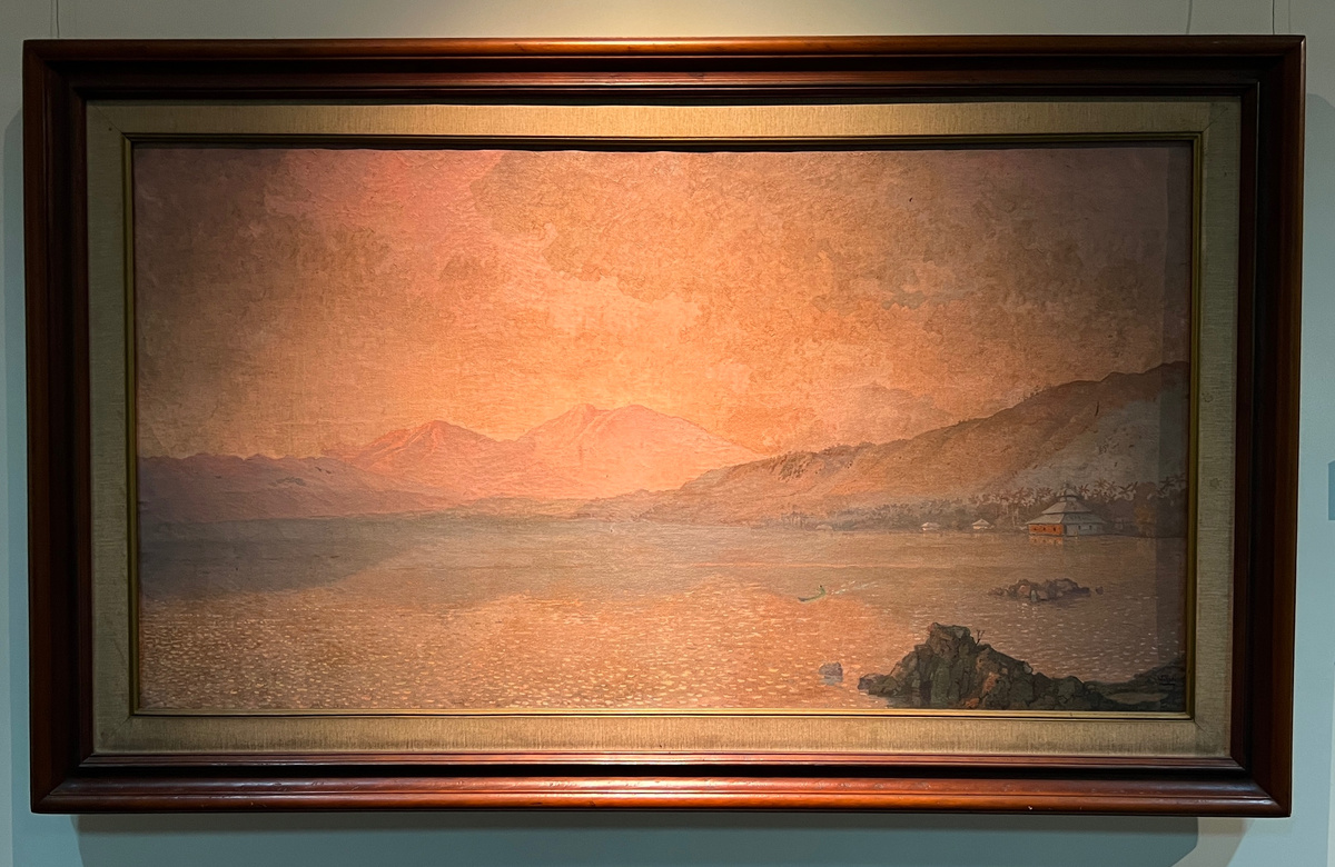 «Озеро»,19..,70х125см. Вакиди. Известен как художник «Прекрасной Ост-Индии». Музей изащных искусств и керамики, Джакарта. Фото автора.