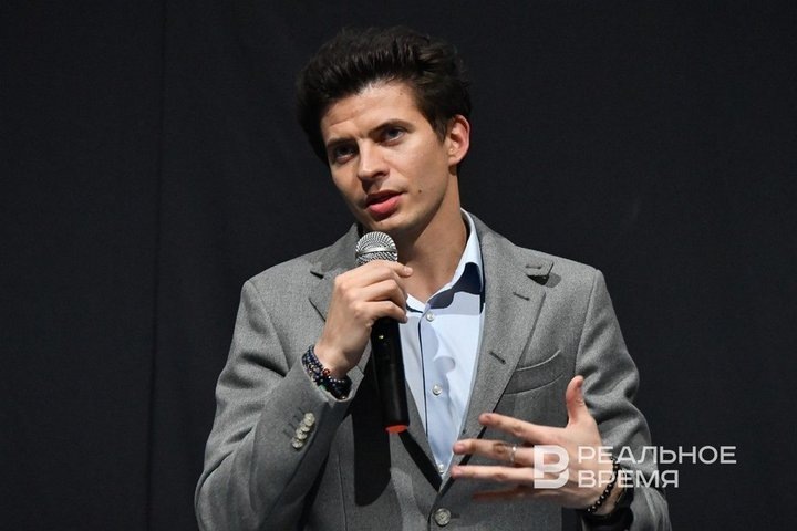 Олег Ивенко готовит балет «Тесла». Максим Платонов / realnoevremya.ru