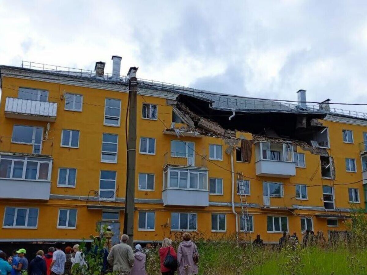    Место взрыва газовоздушной смеси в многоквартирном доме в пермском Кизеле© Фото : МЧС Пермского края/Telegram