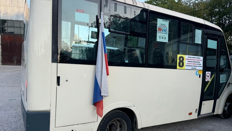    30 автобусов с флагами России отправились в автопробег по Кисловодску Фото: администрация Кисловодска