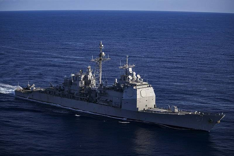 Крейсер типа Тикондерога (фото: Wikimedia Commons/ Tyler R. Fraser)
