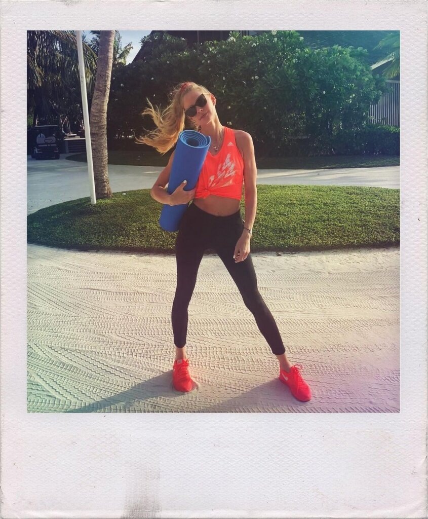 Известная российская актриса Светлана Ходченкова 