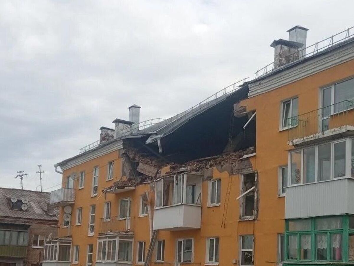    Место взрыва газовоздушной смеси в многоквартирном доме в пермском Кизеле© Фото : соцсети
