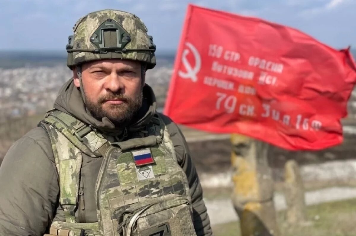    Президент Путин позвонил раненому в Курской области военкору Поддубному