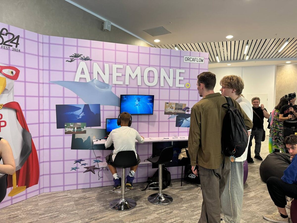 Стенд нашей игры Анемоне на PLAYPORT FEST 2024 - очень крутой к слову, спасибо организаторам!