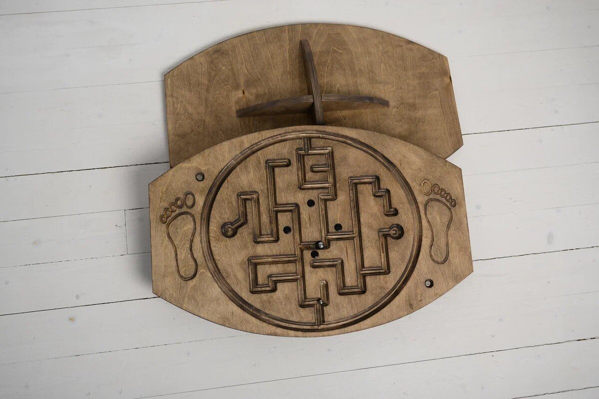 Балансировочная доска-лабиринт Для ножек №1 Источник: prioritet1.com