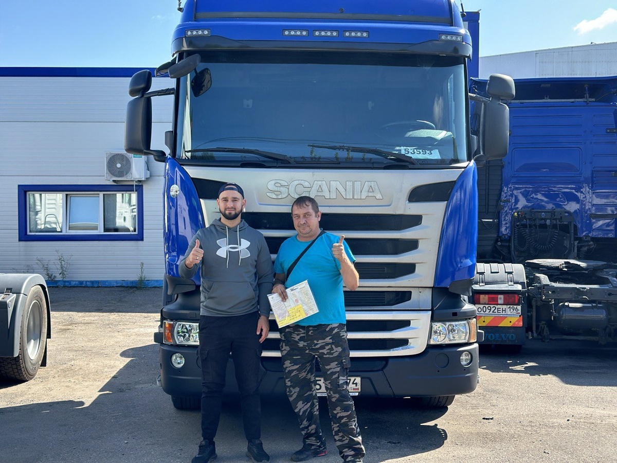 Отгружаем седельный тягач Scania R400 