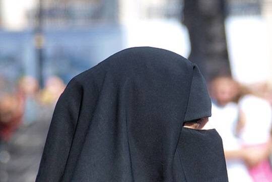   В Узбекистане мужчину оштрафовали за ношение никаба