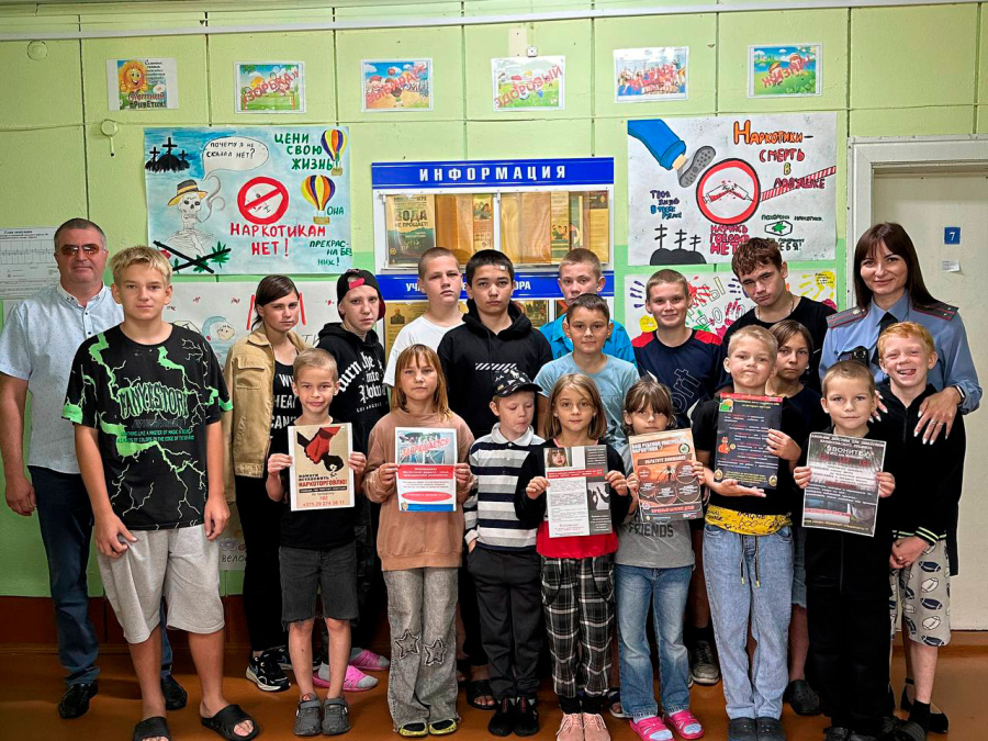     На базе лагеря "Краски детства" состоялась диалоговая площадка