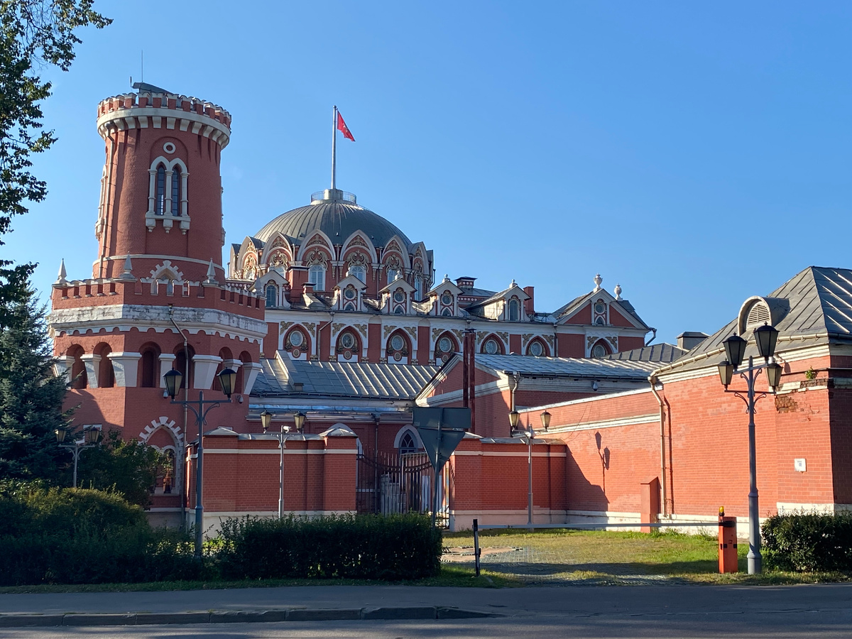 Петровский путевой дворец в Москве... Фото автора