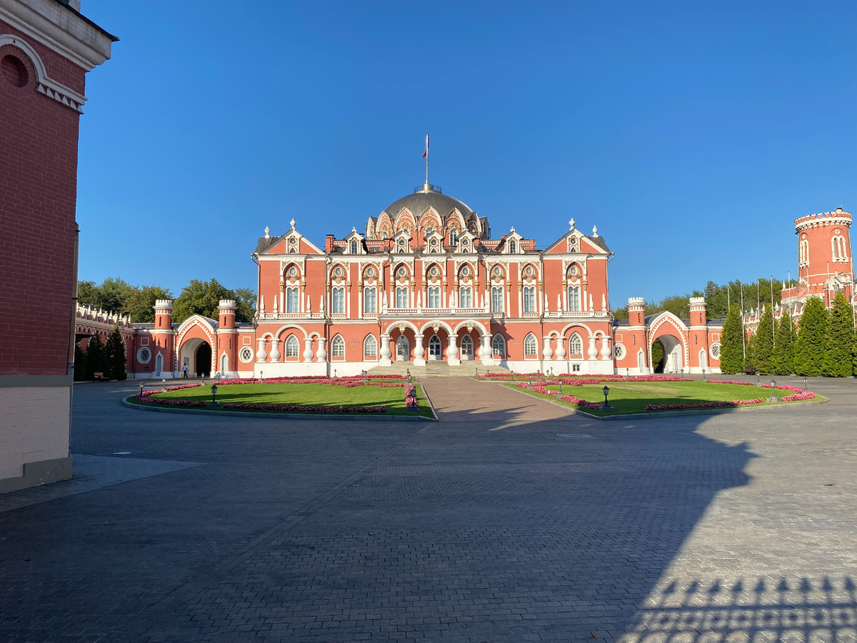 Петровский путевой дворец в Москве... Фото автора