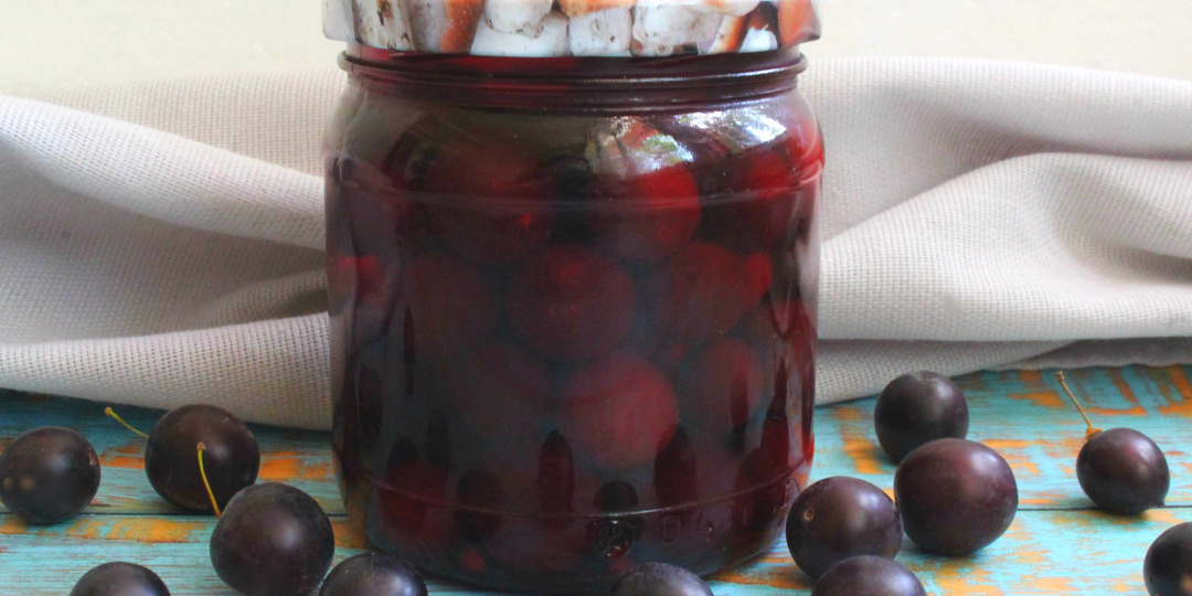 Маринованная красная алыча на зиму