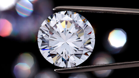    Один из крупнейших алмазов в мире найден в Африке Роман Захаров