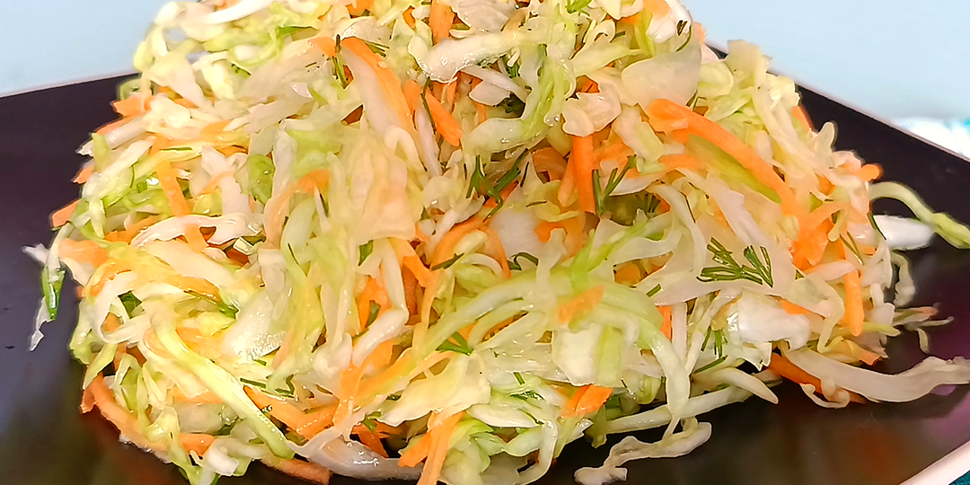 📌 Салат из свежей капусты и моркови, как в столовой