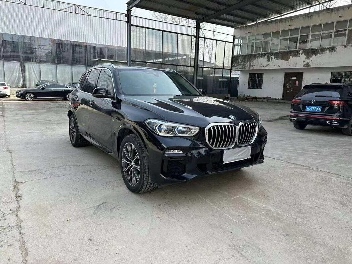 Готов к продаже:BMW X5 xDrive40iM Sport PackageYear:2020.11Engine:3.0T 340HP 4WDCondition:GoodFOB Khorgos, МСК, СПБ:51900$Доставка на прямую в Россию!Без посредников! Без РФ документов! (Под  🔑 чуть дороже ) 