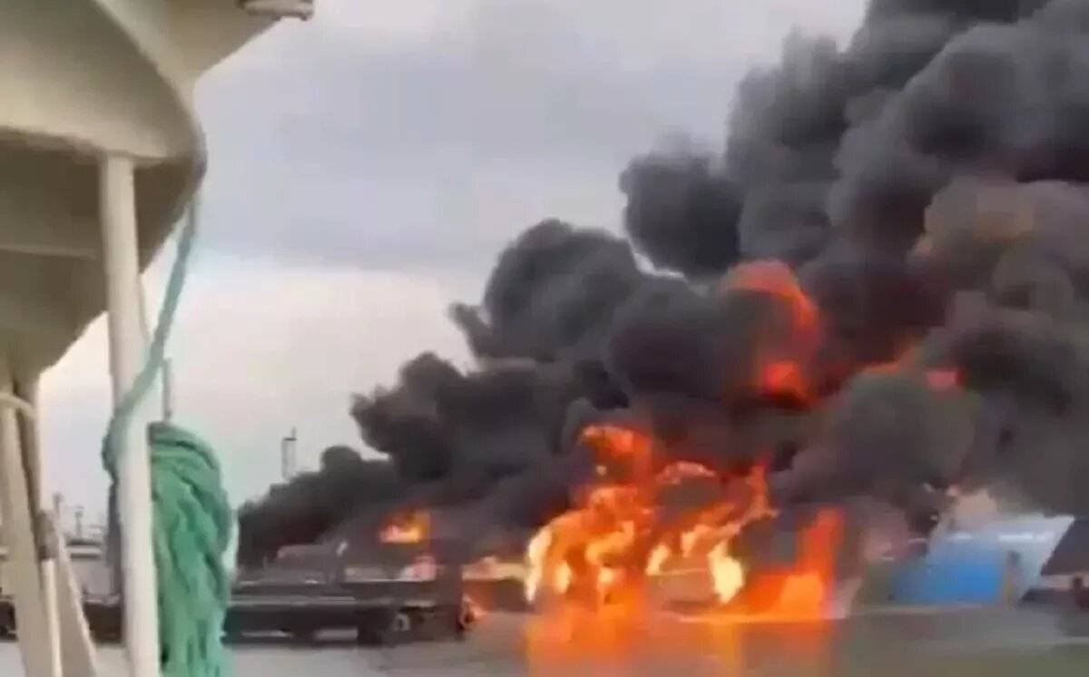 Скрин с видео пожара на пароме. 