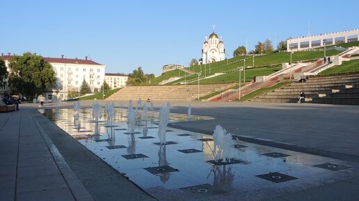 Фонтаны Самары • Нижняя часть склона площади Славы. Сентябрь 2020.