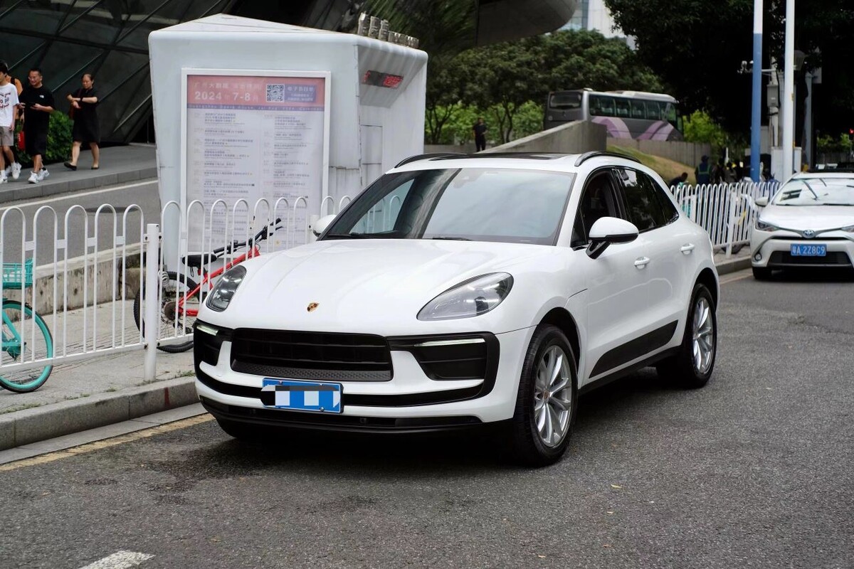 Готов к продаже:Porsche MacanYear:2023Engine:2.0T 265HP 4WDCondition:NewFOB Khorgos, МСК, СПБ:52900$Доставка на прямую в Россию!Без посредников! Без РФ документов! (Под  🔑 чуть дороже ) 