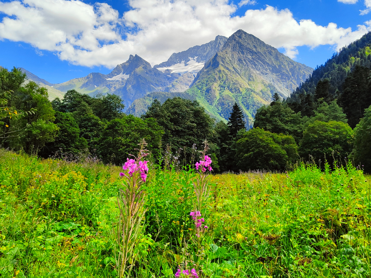 Маршрут № 8 «Через перевал Аишха к Черному морю»