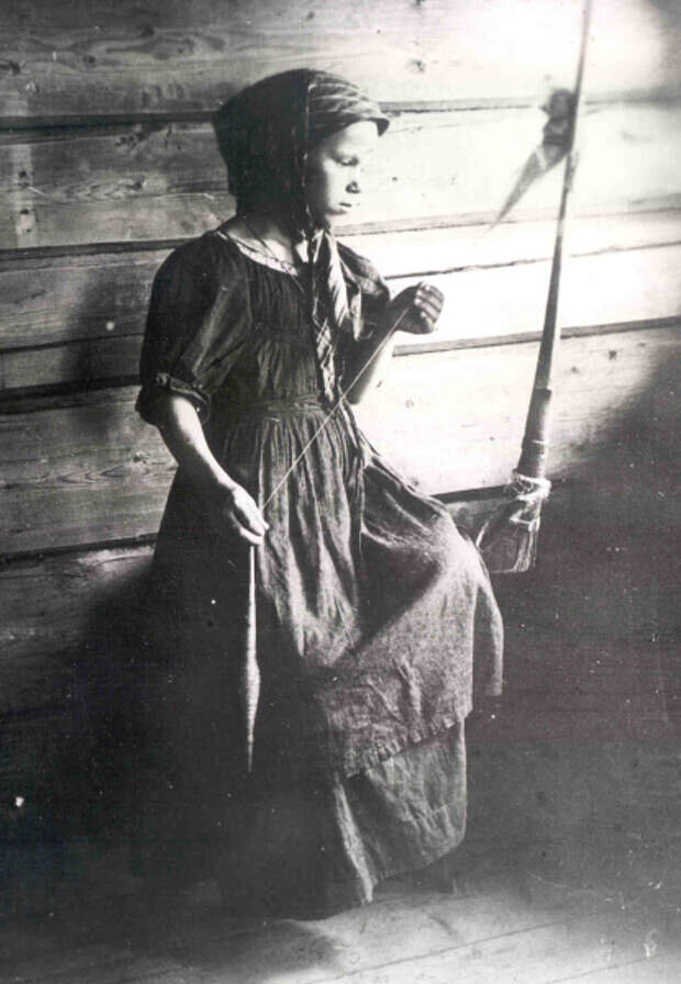 фото из интернета Прясть на веретено