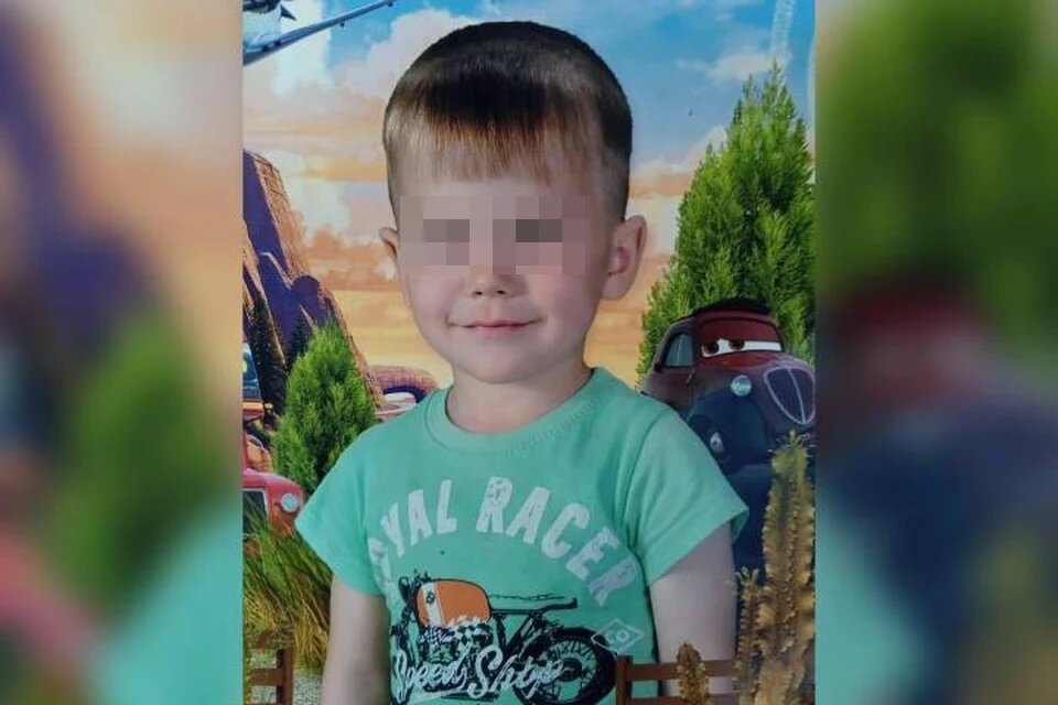 Малыш был у соседей и решил самостоятельно вернуться домой. Фото: ГУ МВД Забайкалья.