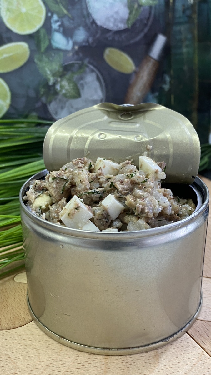Салат из консервы 