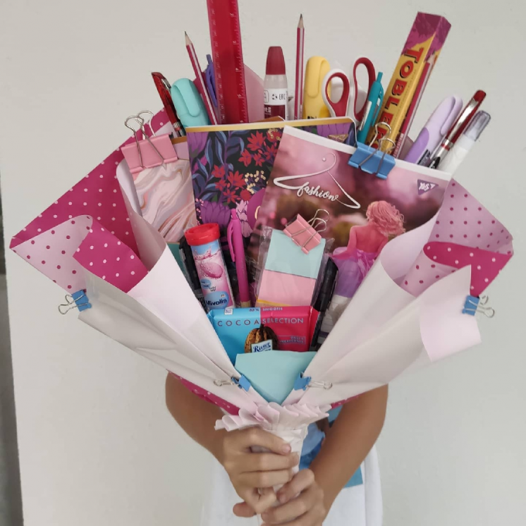 Букет из канцтоваров