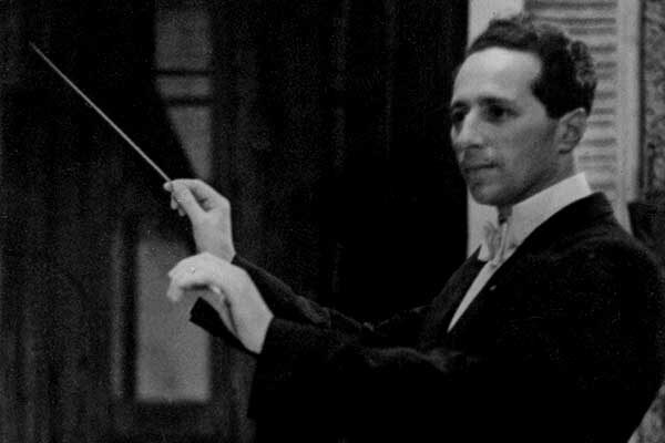 Дирижер Марк Паверман, 1930-1940-е гг., источник фото - https://muzobozrenie.ru/pervye-pervogo-vsesojuznyj-konkurs-dirizherov-1938/ 