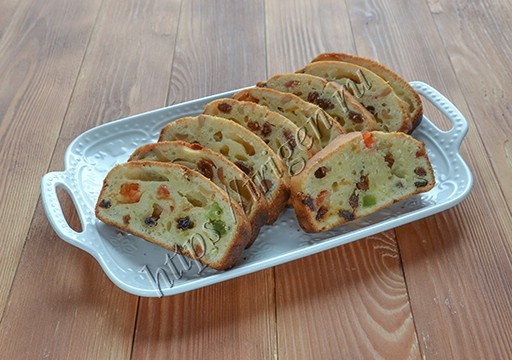 Кекс творожный с цукатами