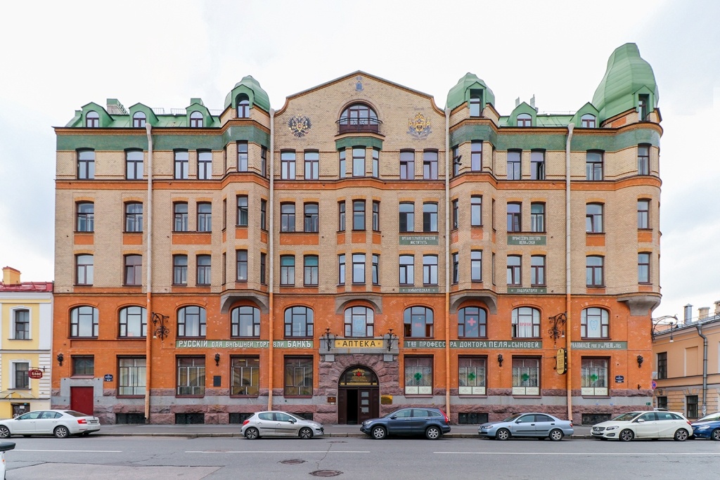  7-я линия, д. 16–18; Днепровский пер., д. 1–3