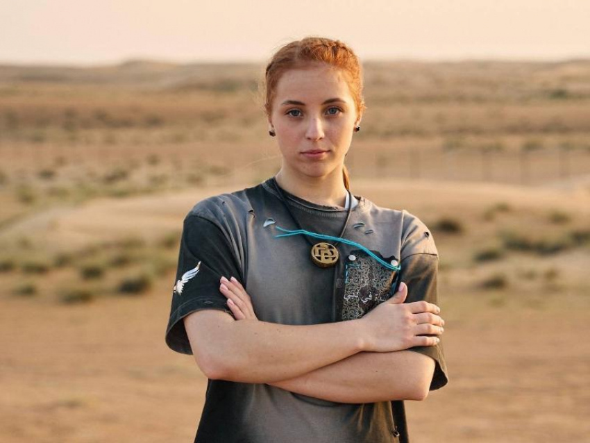 Выживалити шоу ведущий. Выжить в дубае кто победил. Кто покинет шоу в дубае. Кто покинет шоу в дубае. Кто покинет шоу в дубае.