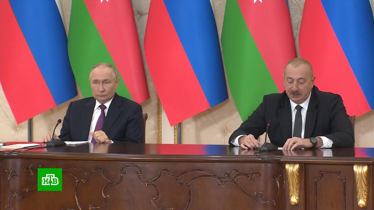    Путин и Алиев подписали документы о взаимодействии в энергетике и экологии