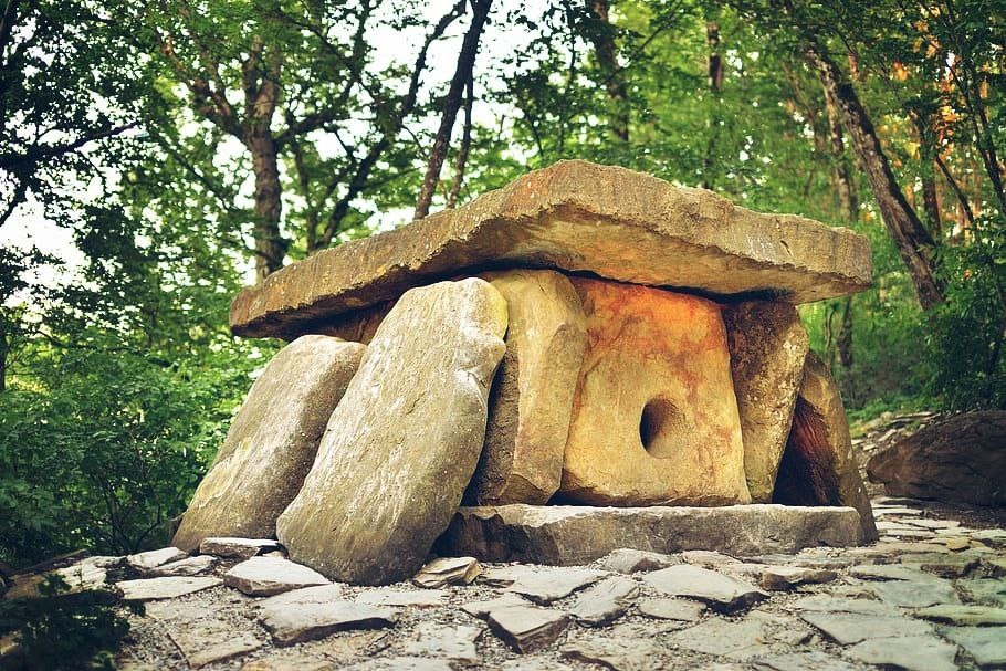 Загадочные кавказские дольмены