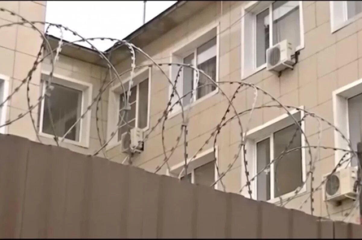    Под Волгоградом заключенные захватили заложников