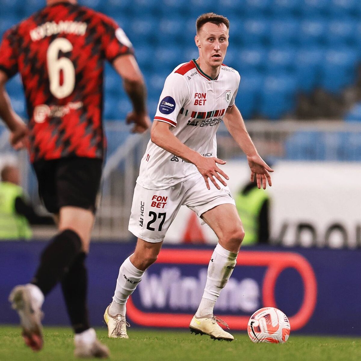 Фото из официального телеграм-канала ФК "Рубин". 