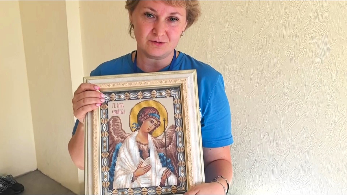    Волонтёры ГДК передали икону в храм Авдеевки